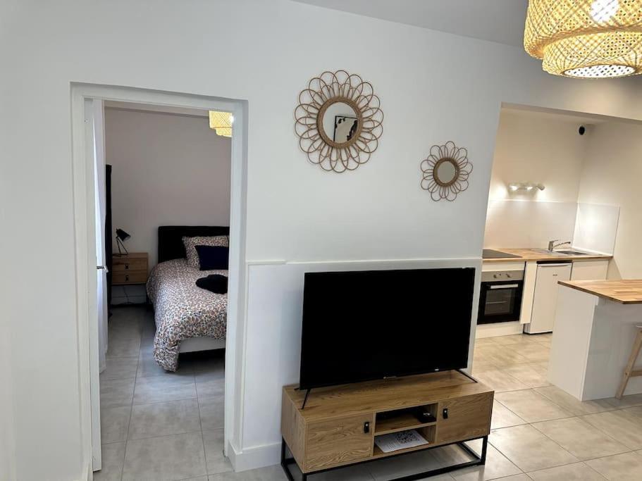 Le Nid Douillet Apartamento Nîmes Exterior foto