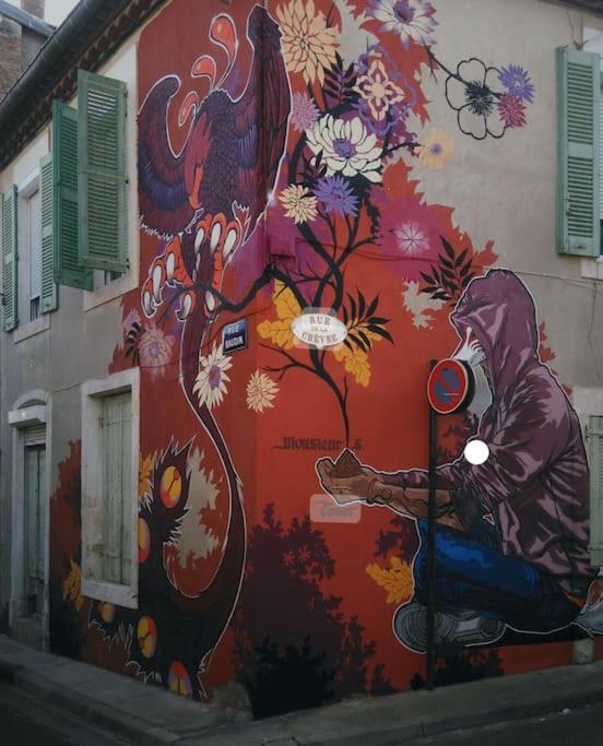 Le Nid Douillet Apartamento Nîmes Exterior foto