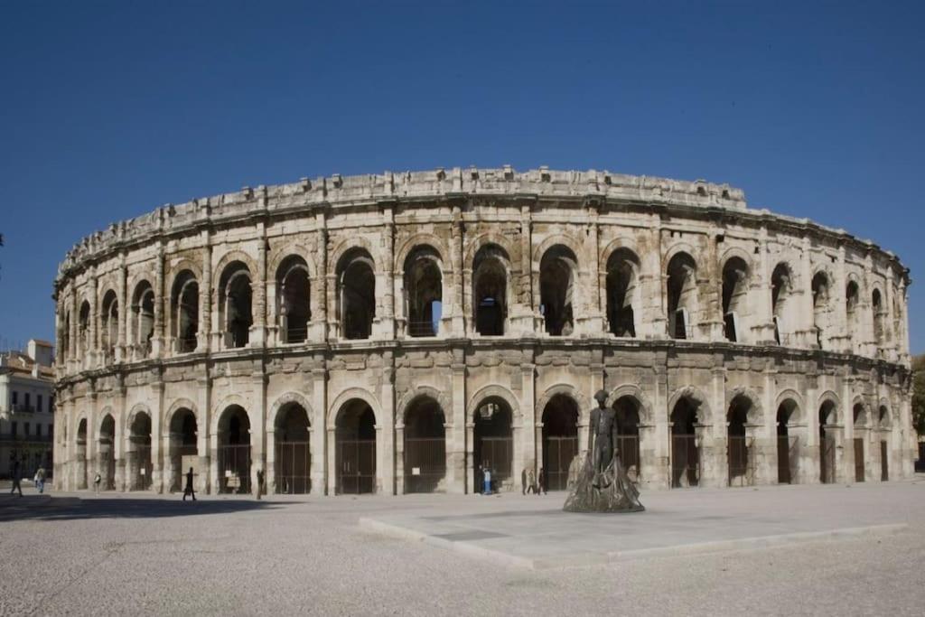 Le Nid Douillet Apartamento Nîmes Exterior foto